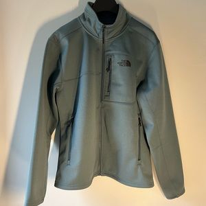 Men’s Northface Windwall Apex
